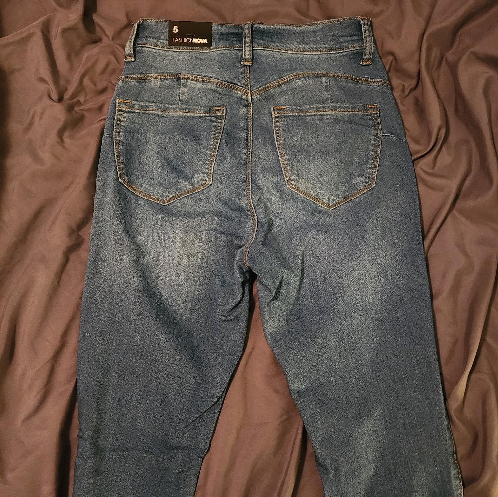 Fashion Nova Jeans Size 5